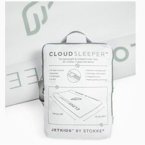JetKids by Stokke CloudSleeper Kids Inflatable Travel Bed.